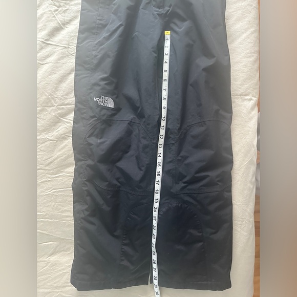 The North Face - Women's Black Snow Pants - Medium - Picture 8 of 9
